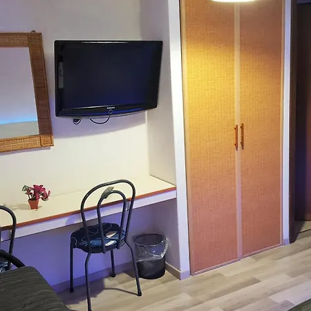 アパート レジデンチェ ロサ デイ ベンティ